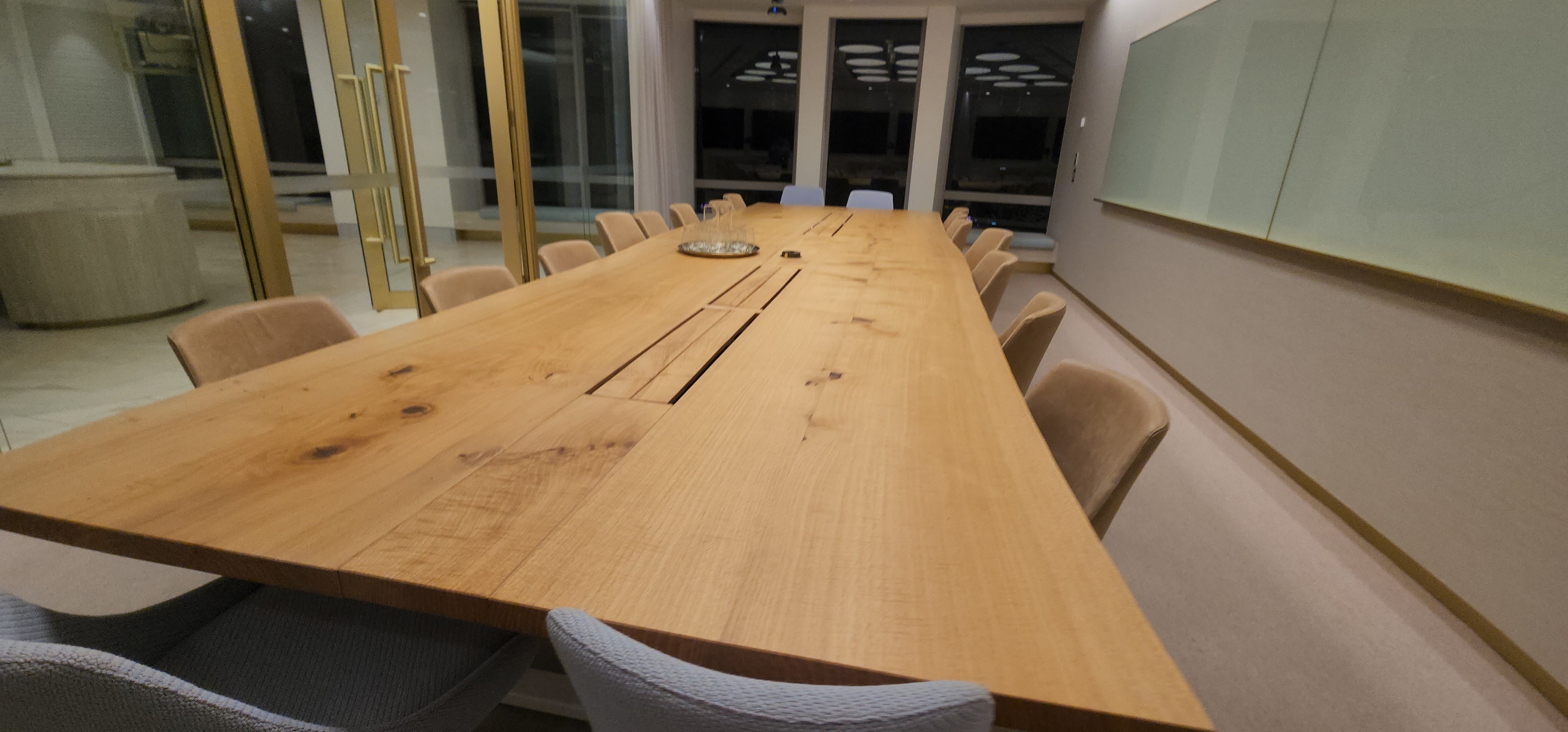 Meeting/conference Table