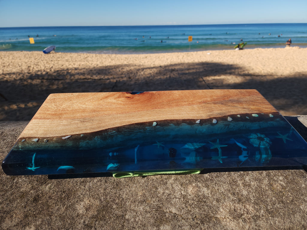 Fluorescent  serving board with opals