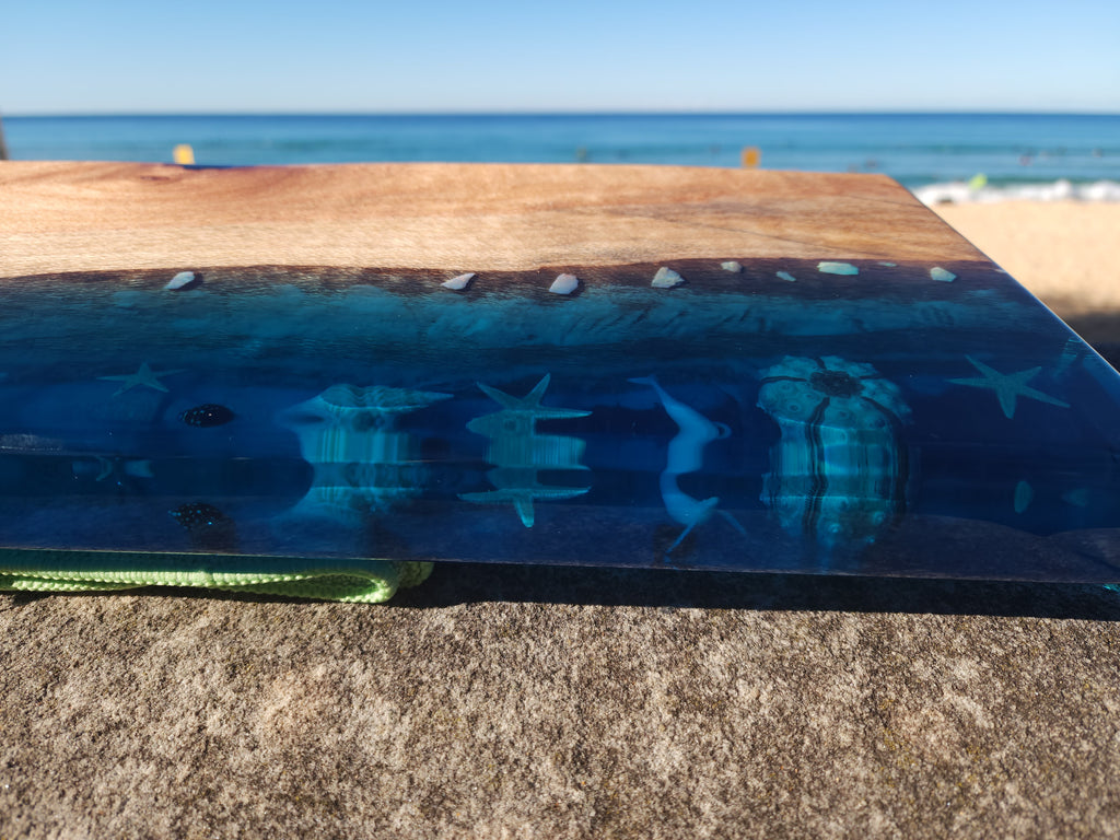 Fluorescent  serving board with opals