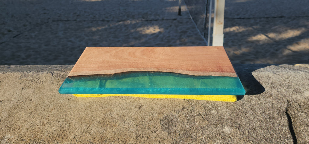 Serving/cutting board