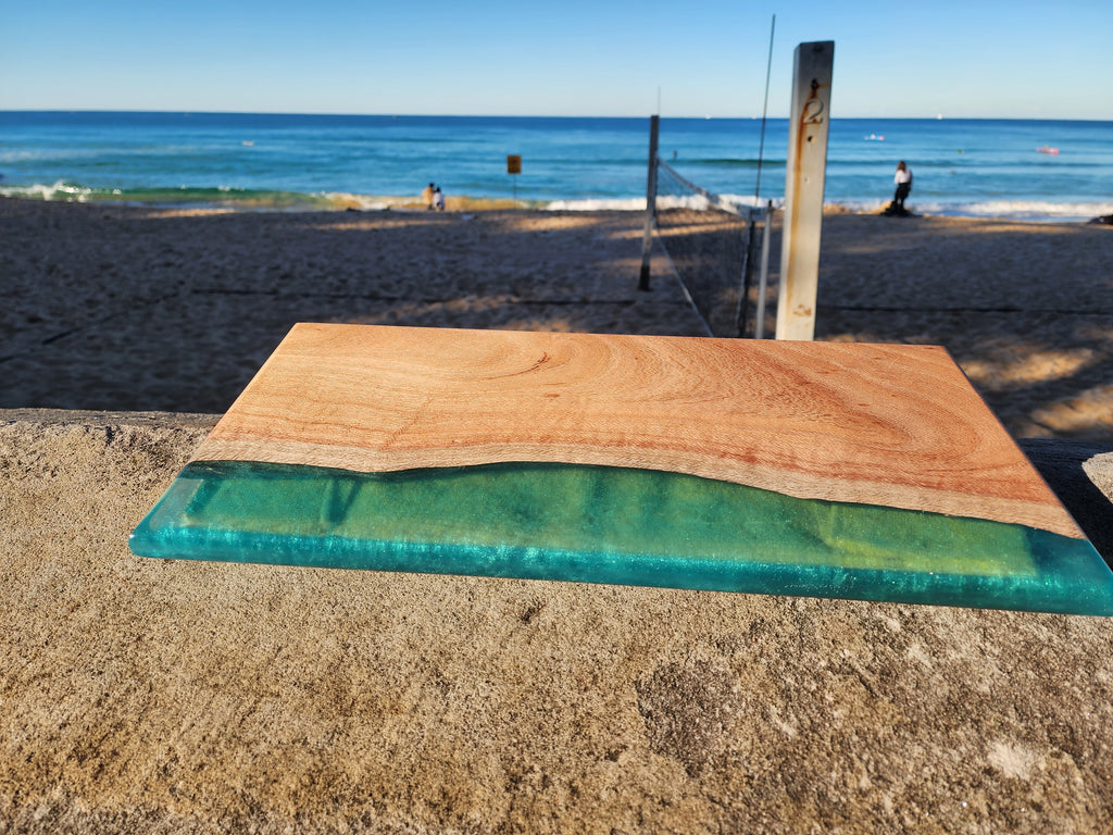 Serving/cutting board