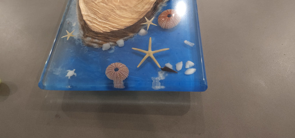 Cheese Plate - Glow-in-the-dark ocean life