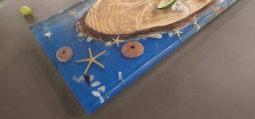 Cheese Plate - Glow-in-the-dark ocean life