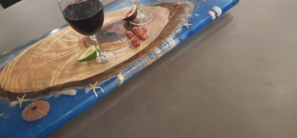Cheese Plate - Glow-in-the-dark ocean life