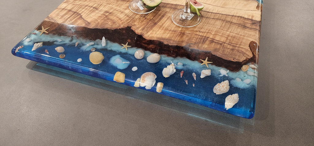Serving Board - Glow-in-dark epoxy