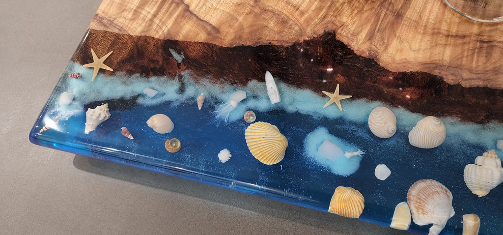 Serving Board - Glow-in-dark epoxy