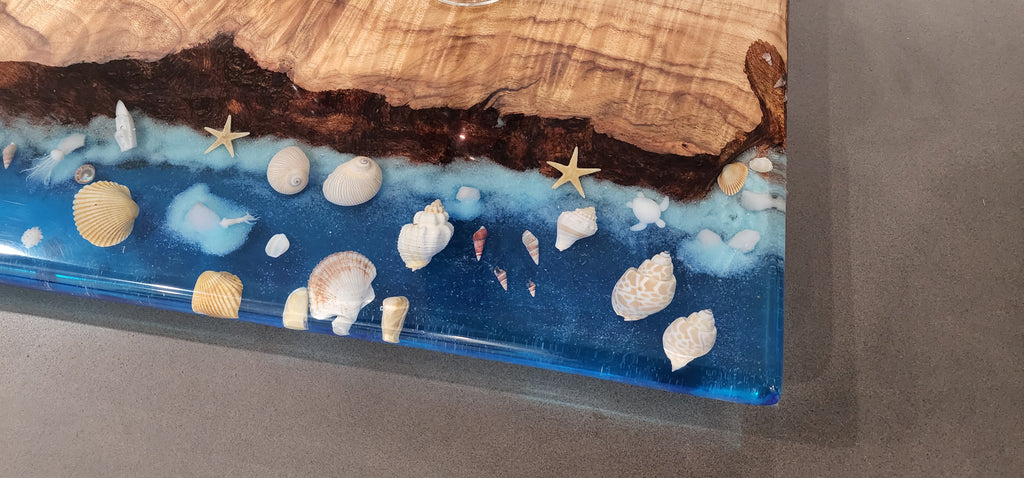 Serving Board - Glow-in-dark epoxy