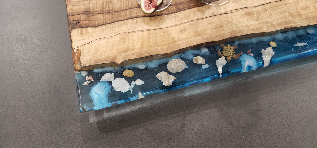 Serving Board - Glow-in-dark epoxy