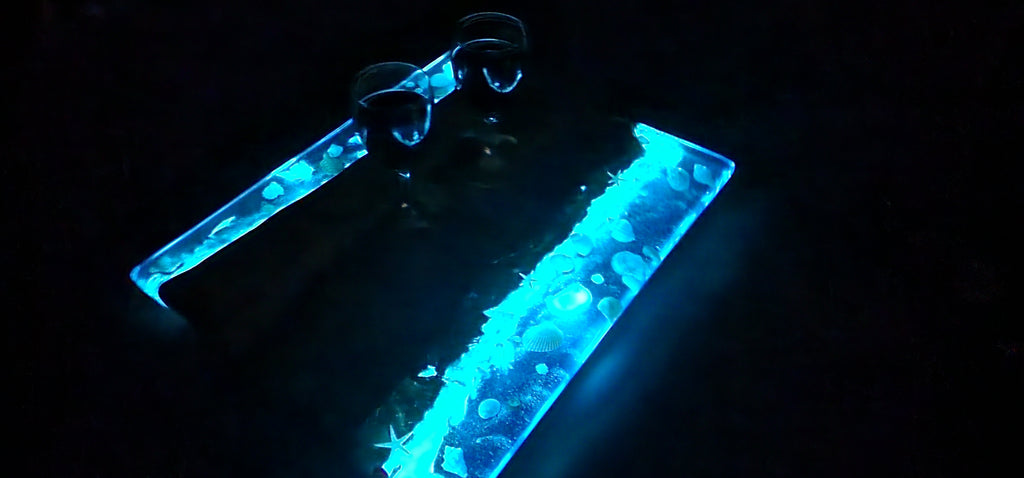 Serving Board - Glow-in-dark epoxy